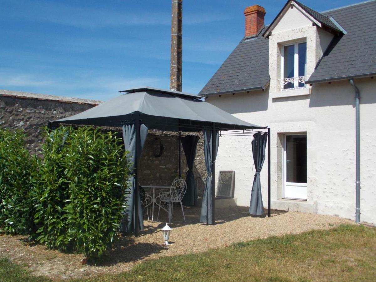 Domaine Du Gue Du Roi Bed & Breakfast Clery-Saint-Andre Exterior photo