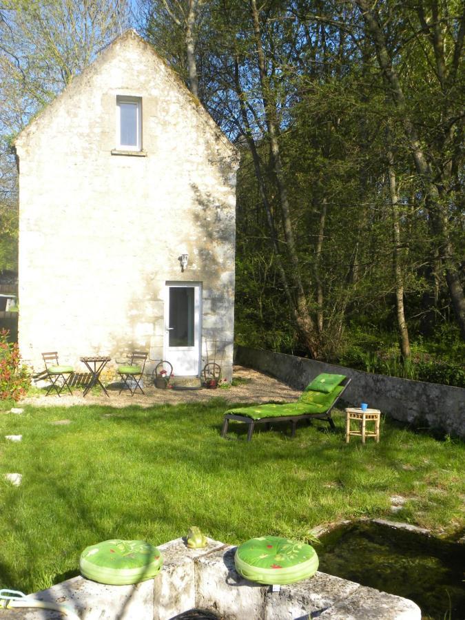 Domaine Du Gue Du Roi Bed & Breakfast Clery-Saint-Andre Exterior photo